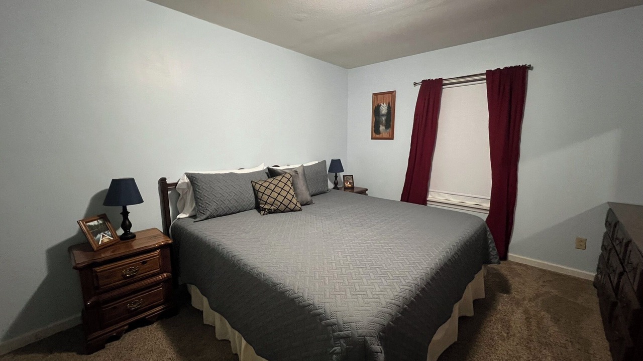 Photo of Bedroom in Almo