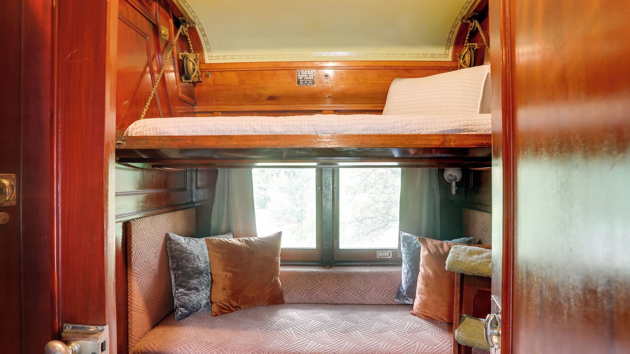 Photo of Bedroom in Adrian Furnace