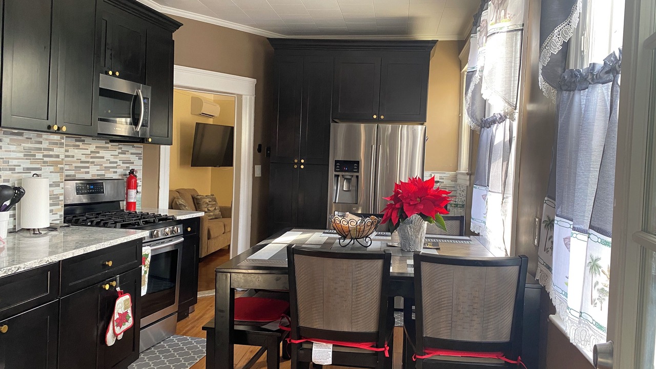 Photo of Kitchen in South Side