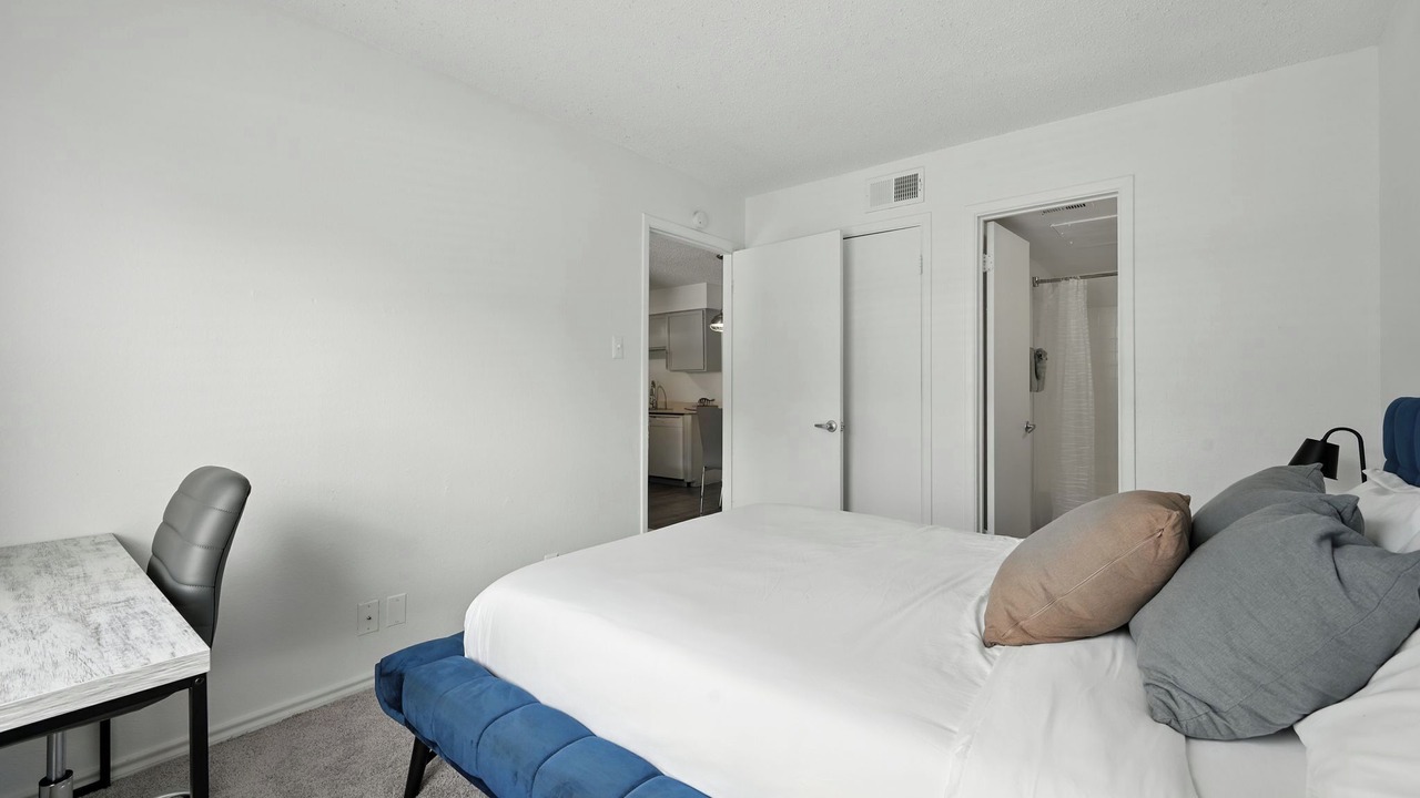 Photo of Bedroom in Windsor Park