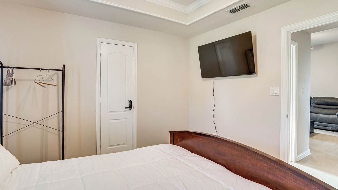 Photo of Bedroom in Flint