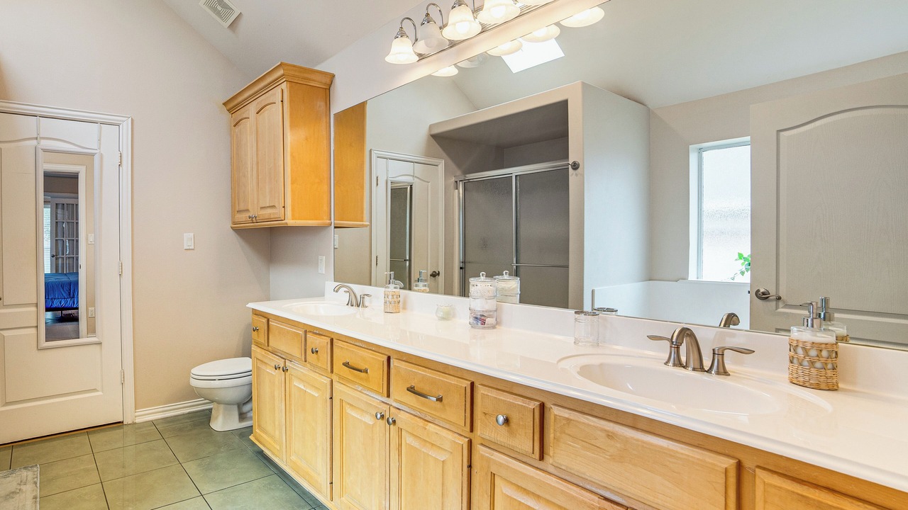 Photo of Bathroom in Flint