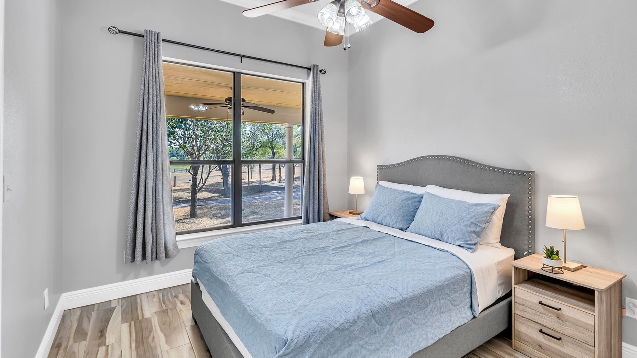 Photo of Bedroom in Bastrop