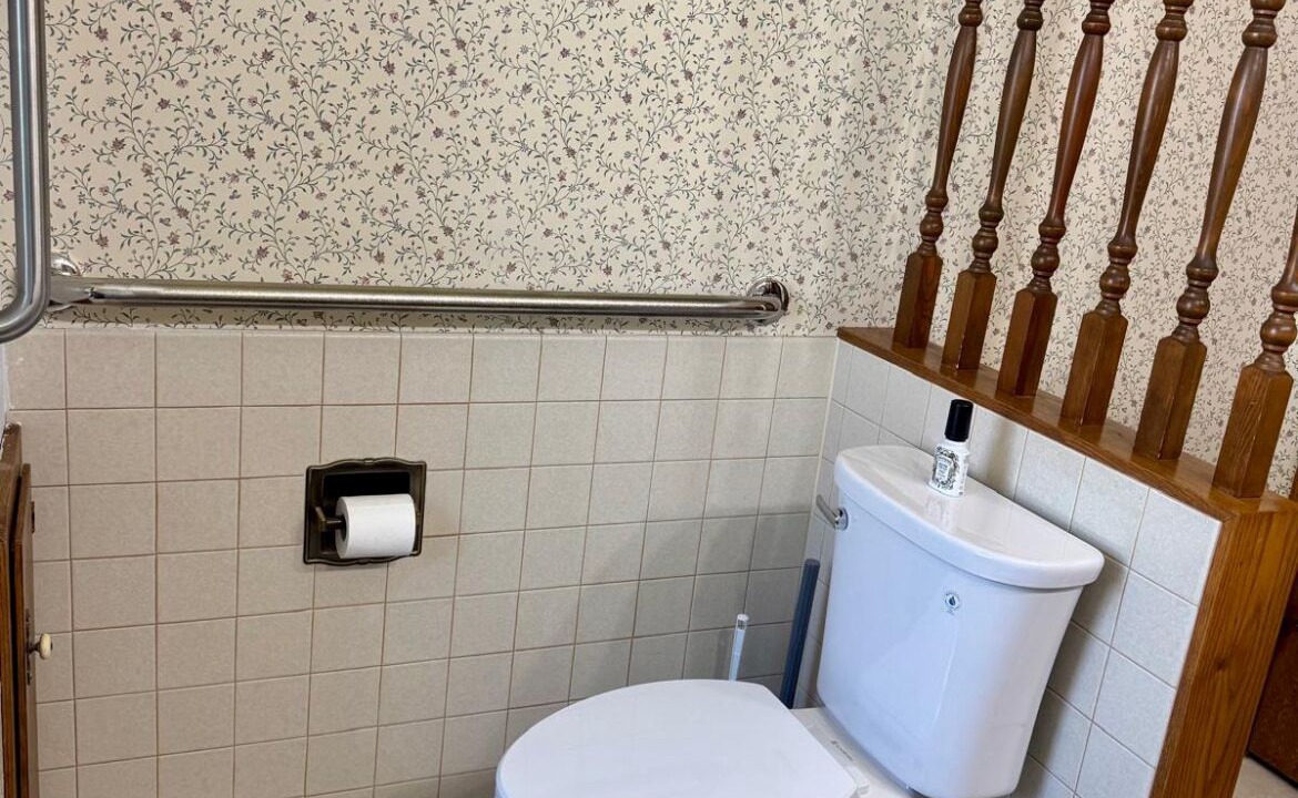 Photo of Bathroom in East Bloomington