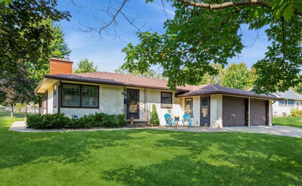 Photo of Outdoor in East Bloomington
