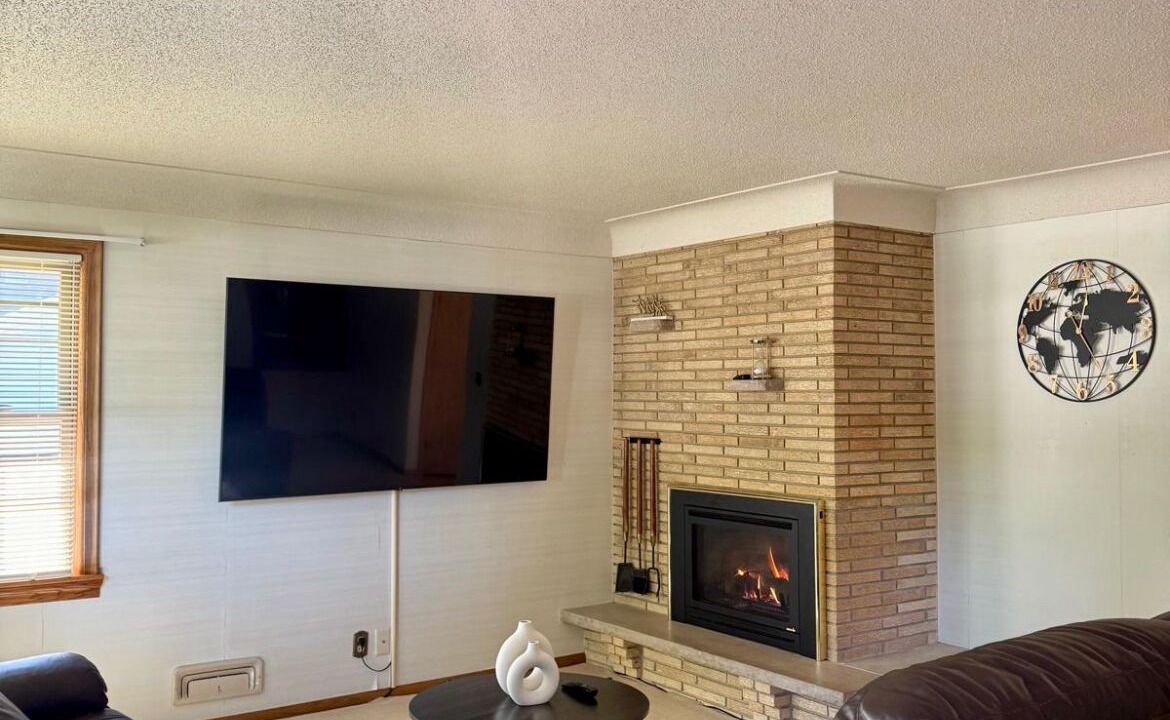 Photo of Livingroom in East Bloomington