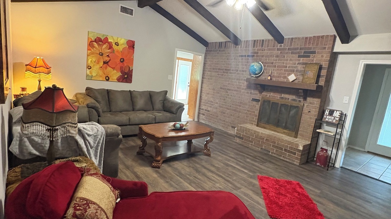 Photo of Livingroom in Wichita Falls