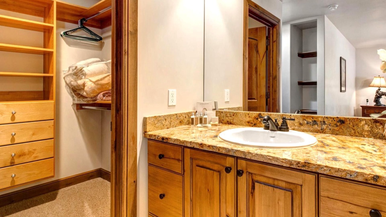 Photo of Bathroom in North Park City
