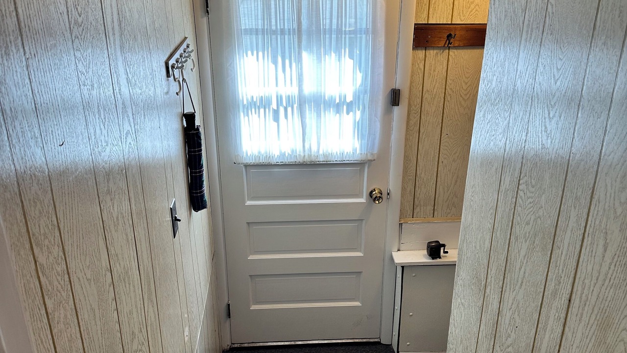 Photo of Bathroom in Conneaut