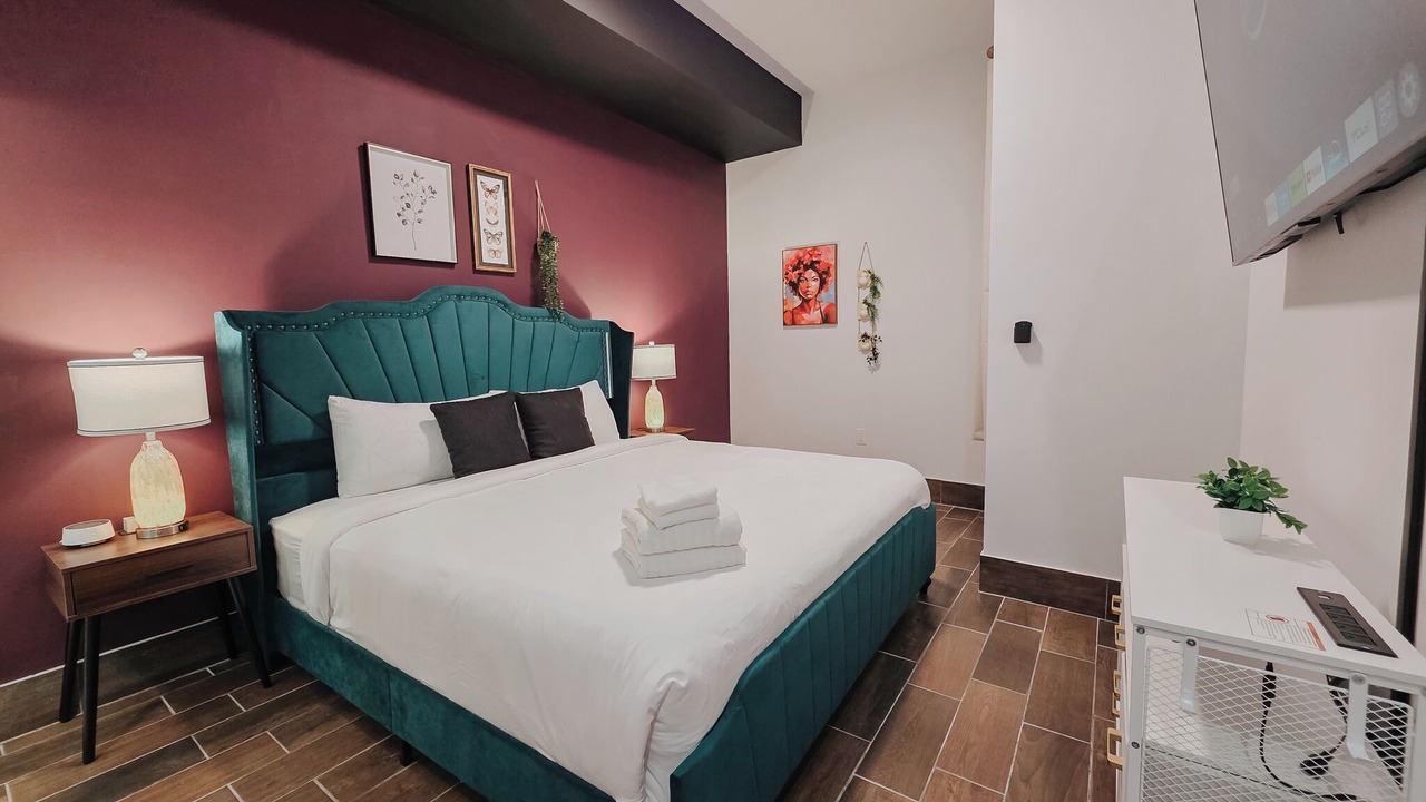 Photo of Bedroom in Center City