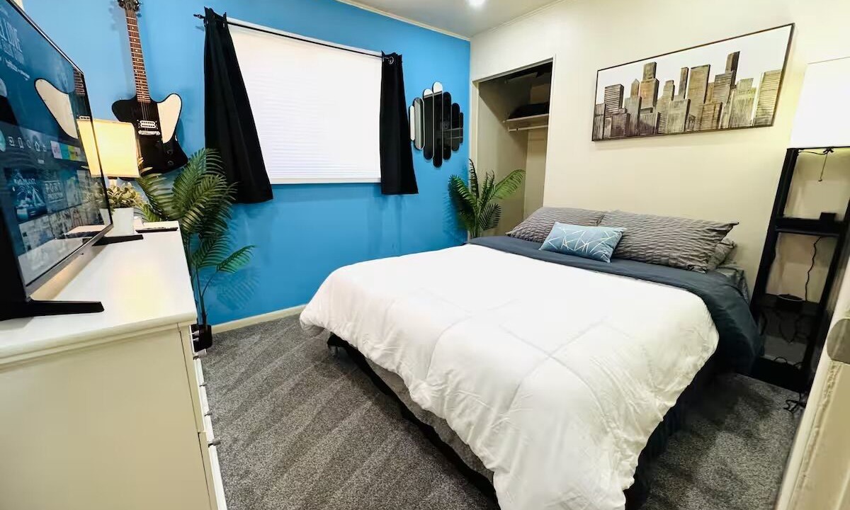 Photo of Bedroom in Sunnyside