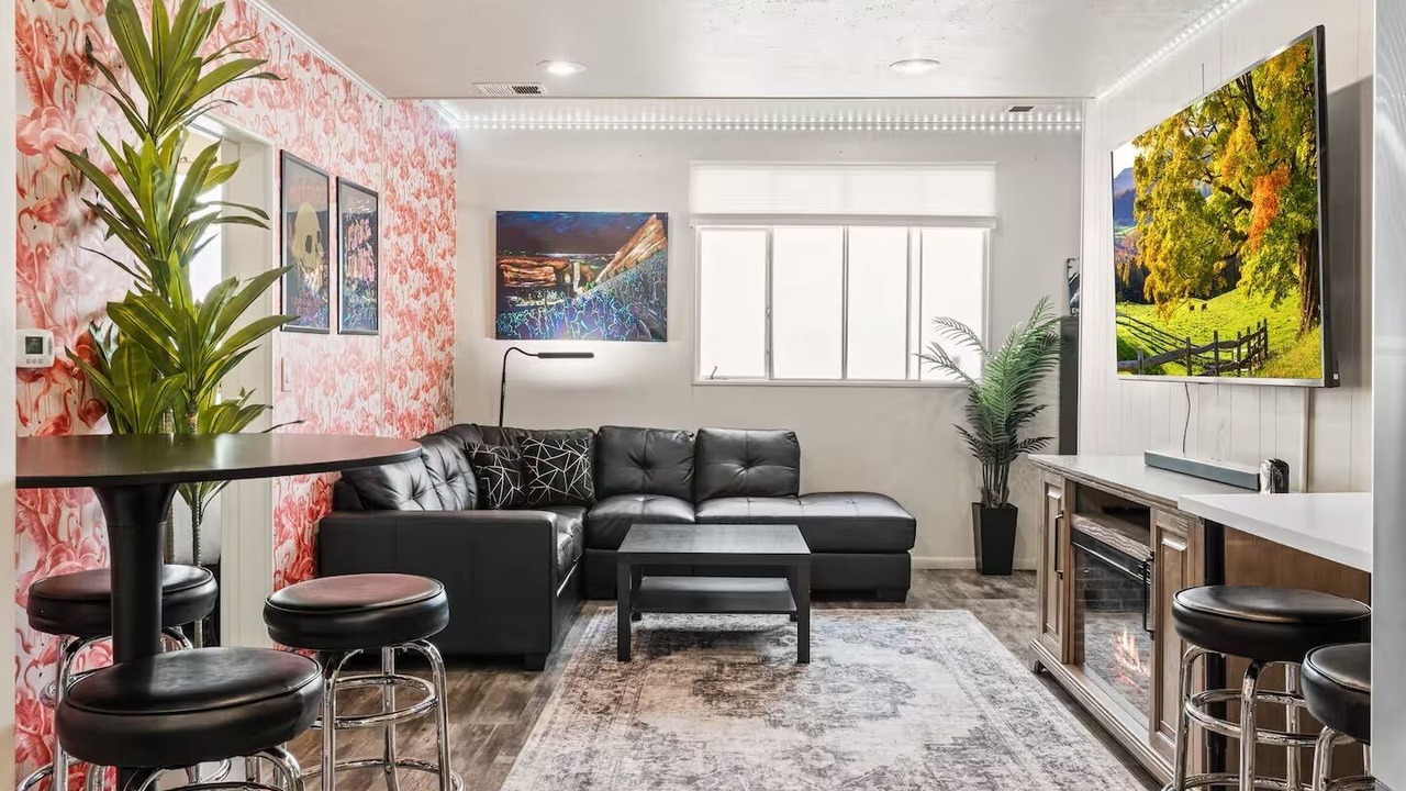 Photo of Livingroom in Sunnyside