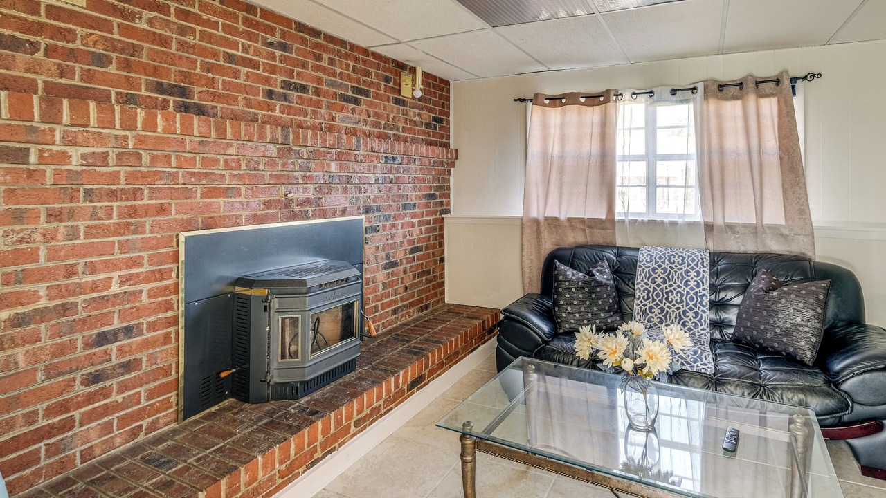 Photo of Bedroom in Oxon Hill-Glassmanor
