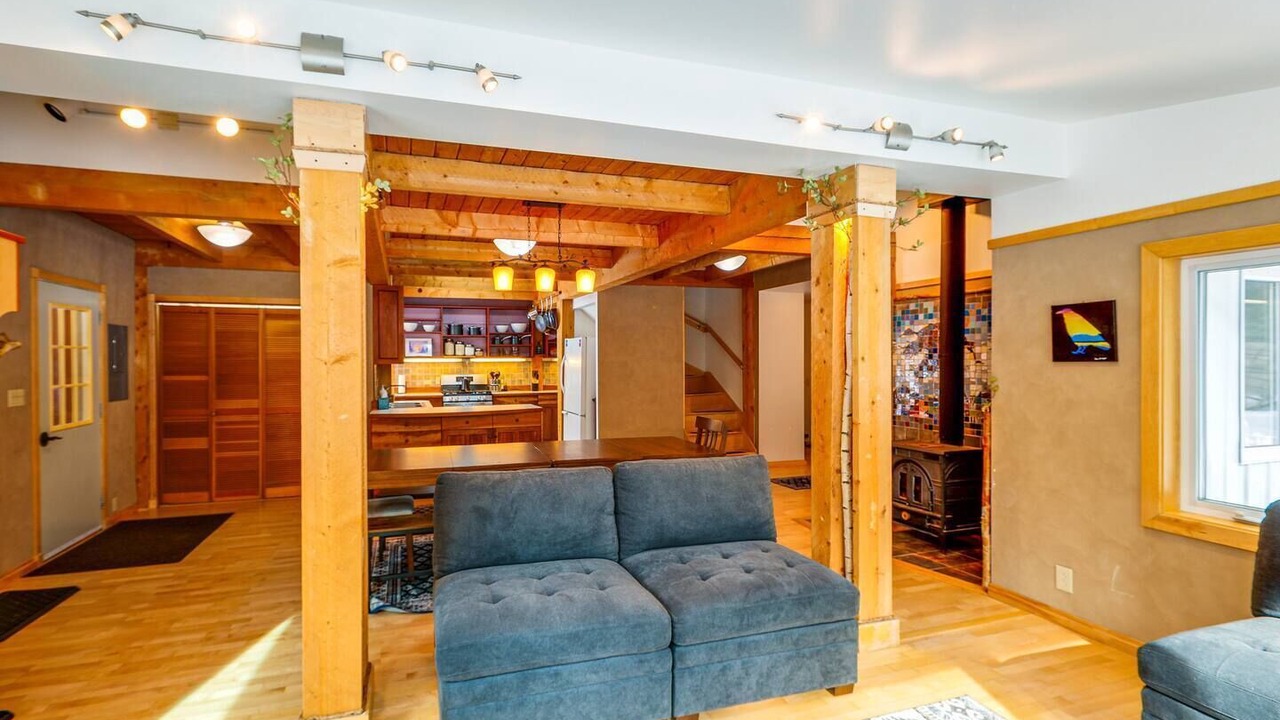 Photo of Livingroom in Fairbanks