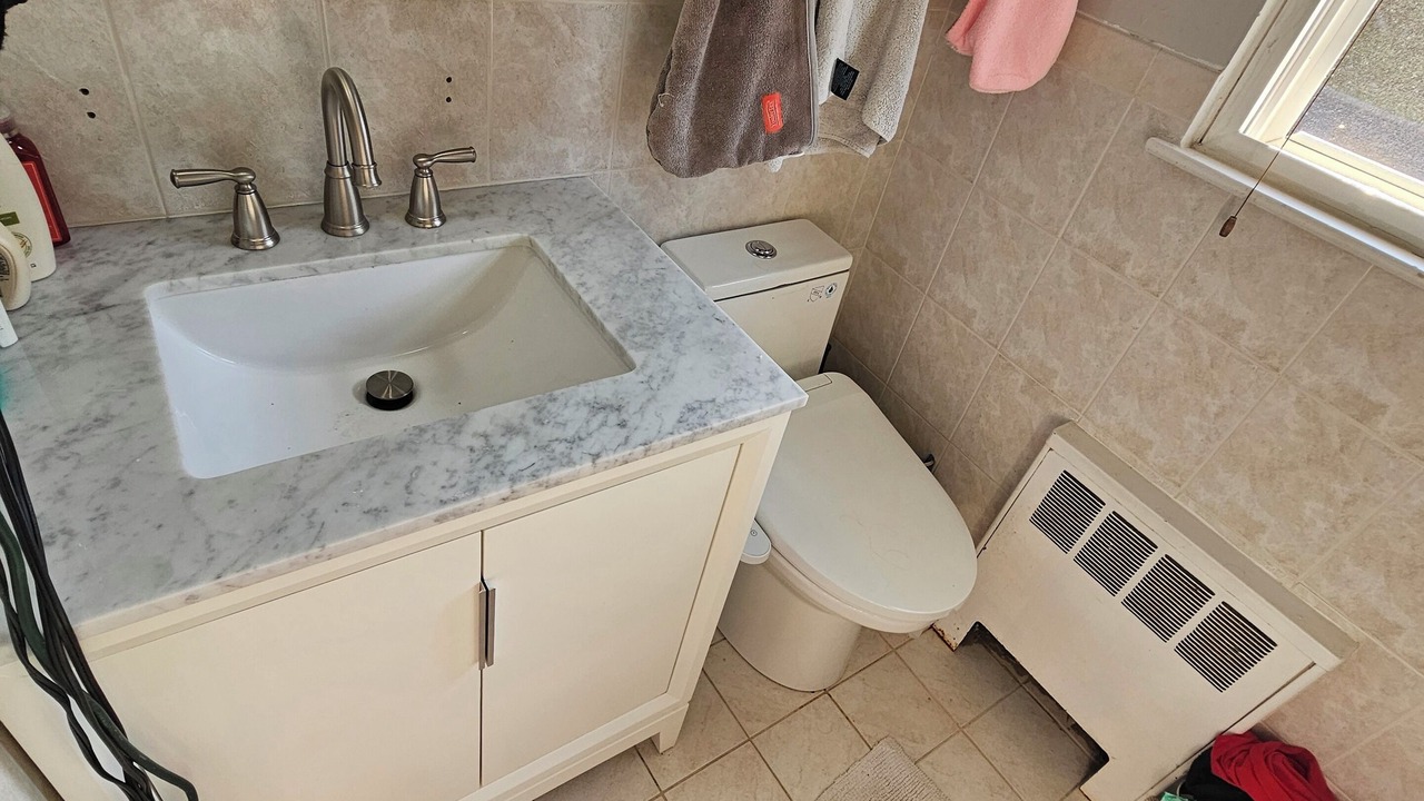 Photo of Bathroom in Old Bethpage