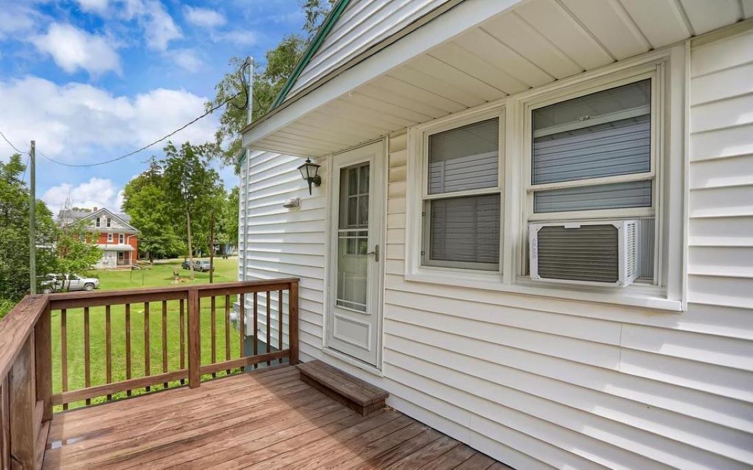 Photo of Patio Balcony in Pleasant Gap