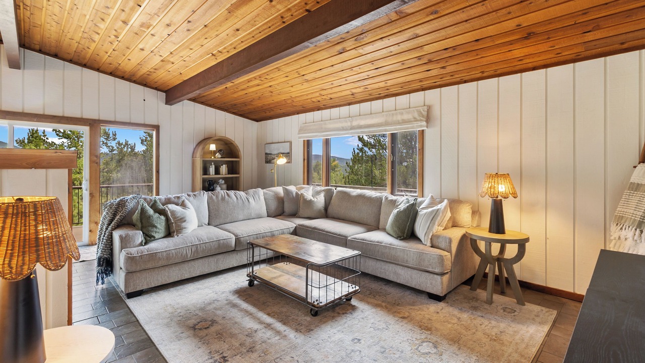 Photo of Livingroom in Rainbow Valley