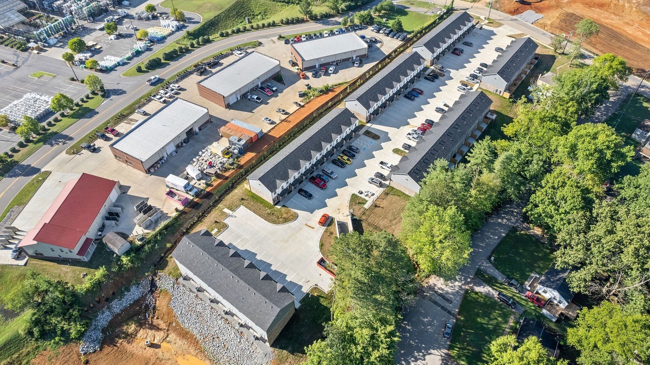 Photo of Outdoor in Green Hills