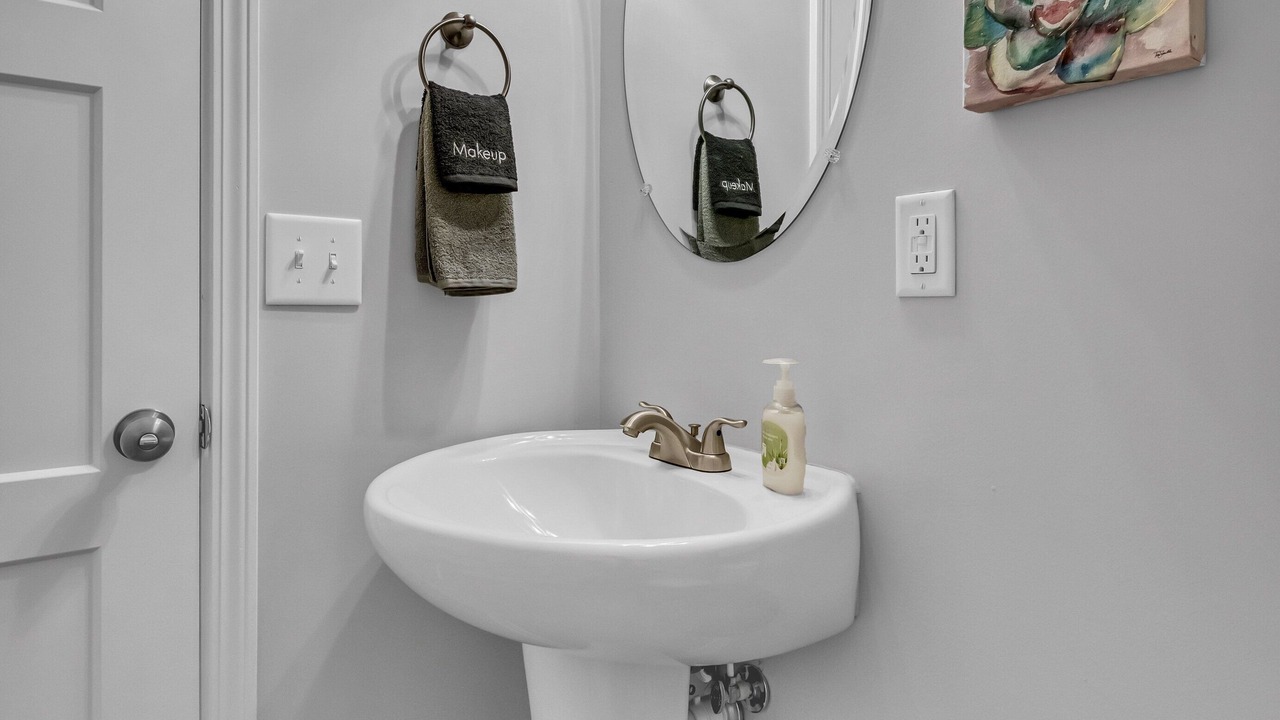 Photo of Bathroom in Green Hills