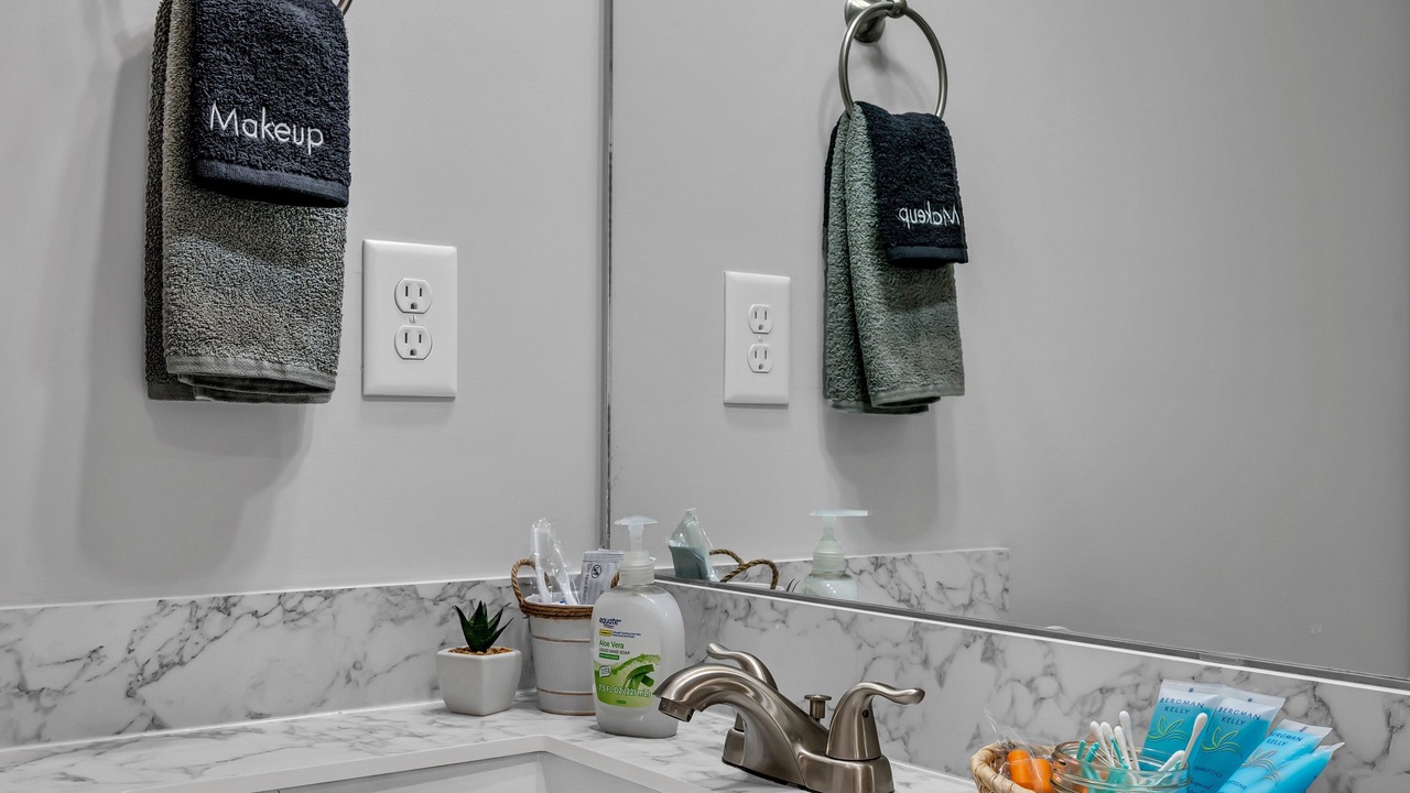 Photo of Bathroom in Green Hills