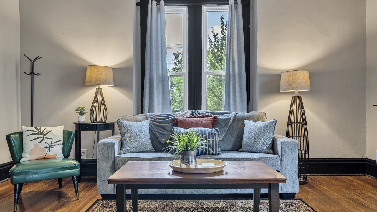 Photo of Livingroom in Clarksville