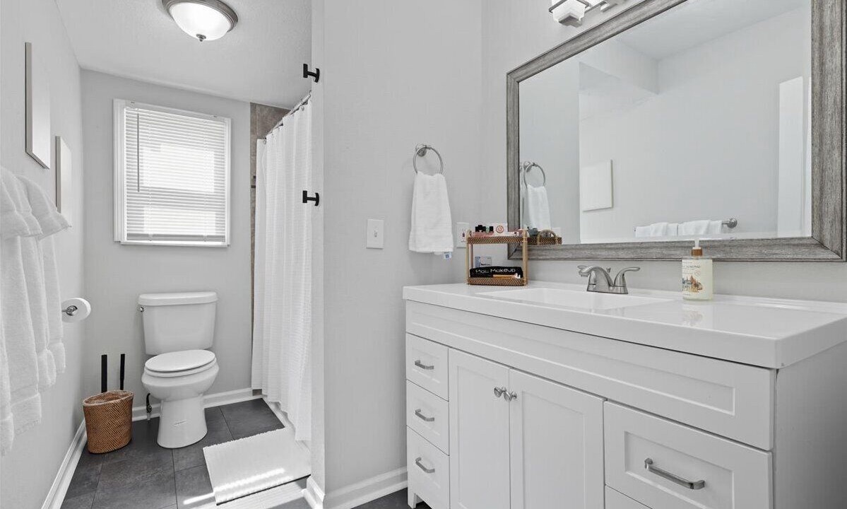 Photo of Bathroom in Alcoa