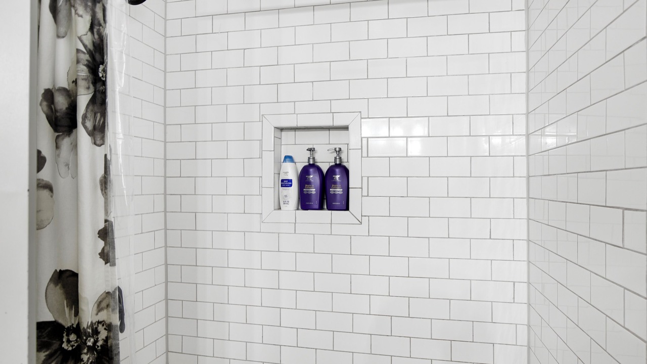 Photo of Bathroom in Los Lunas