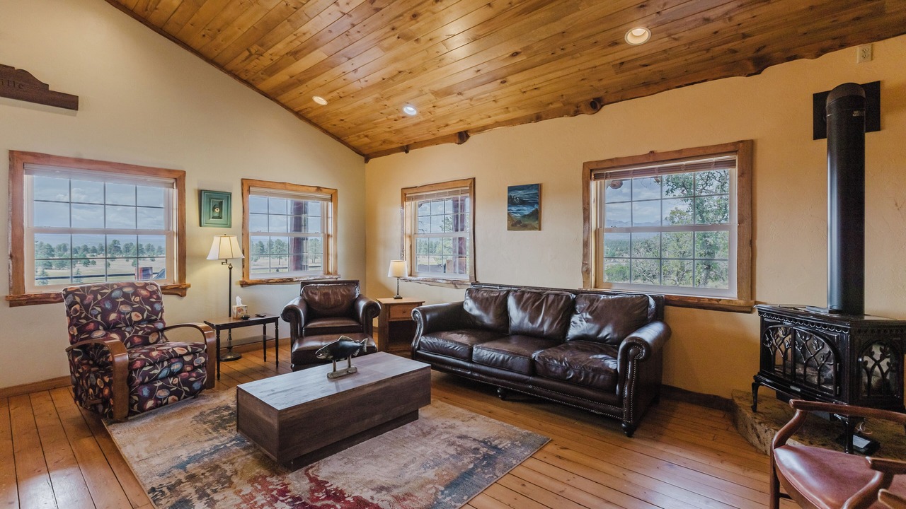 Photo of Livingroom in Timber Ridge Ranch