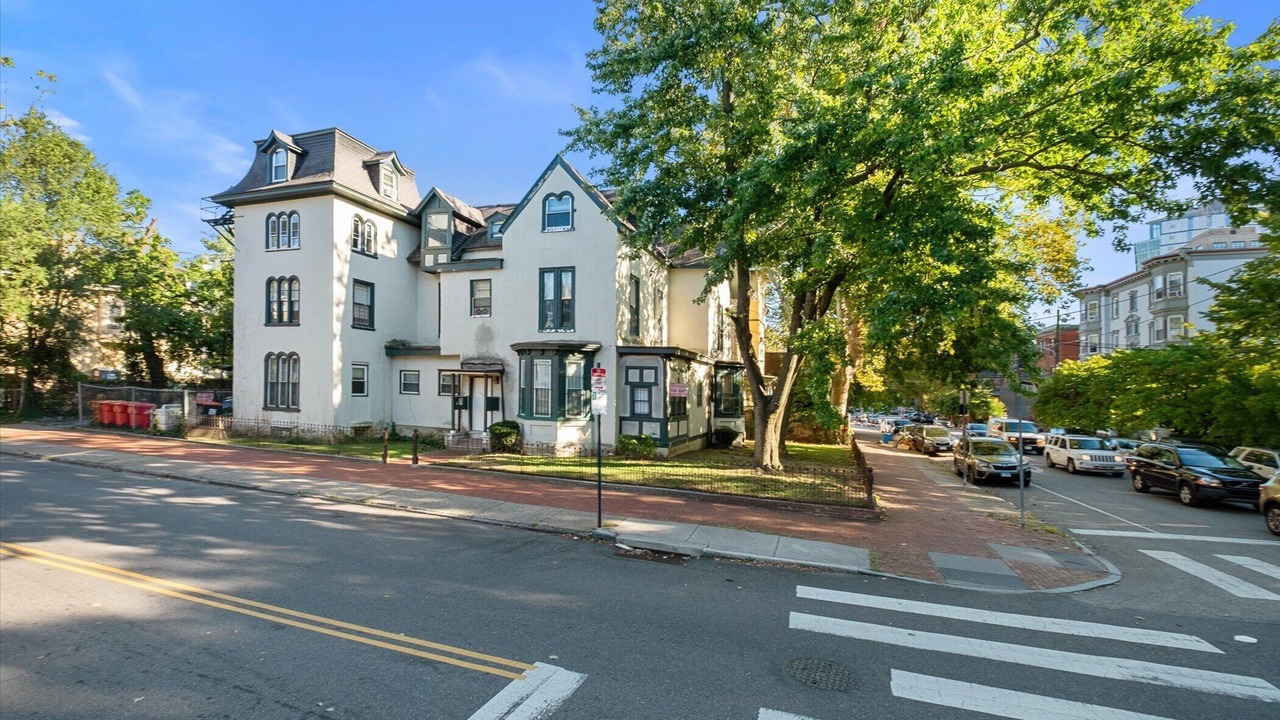 Photo of Outdoor in Gayborhood