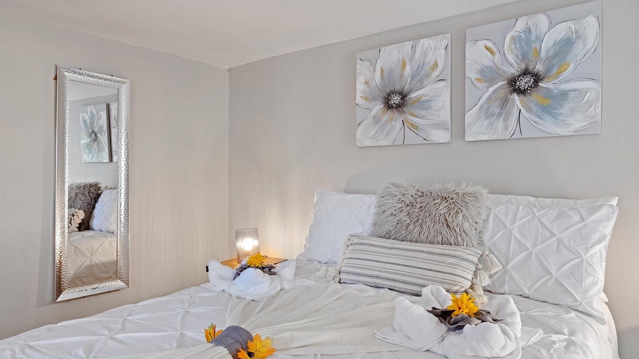 Photo of Bedroom in Gayborhood