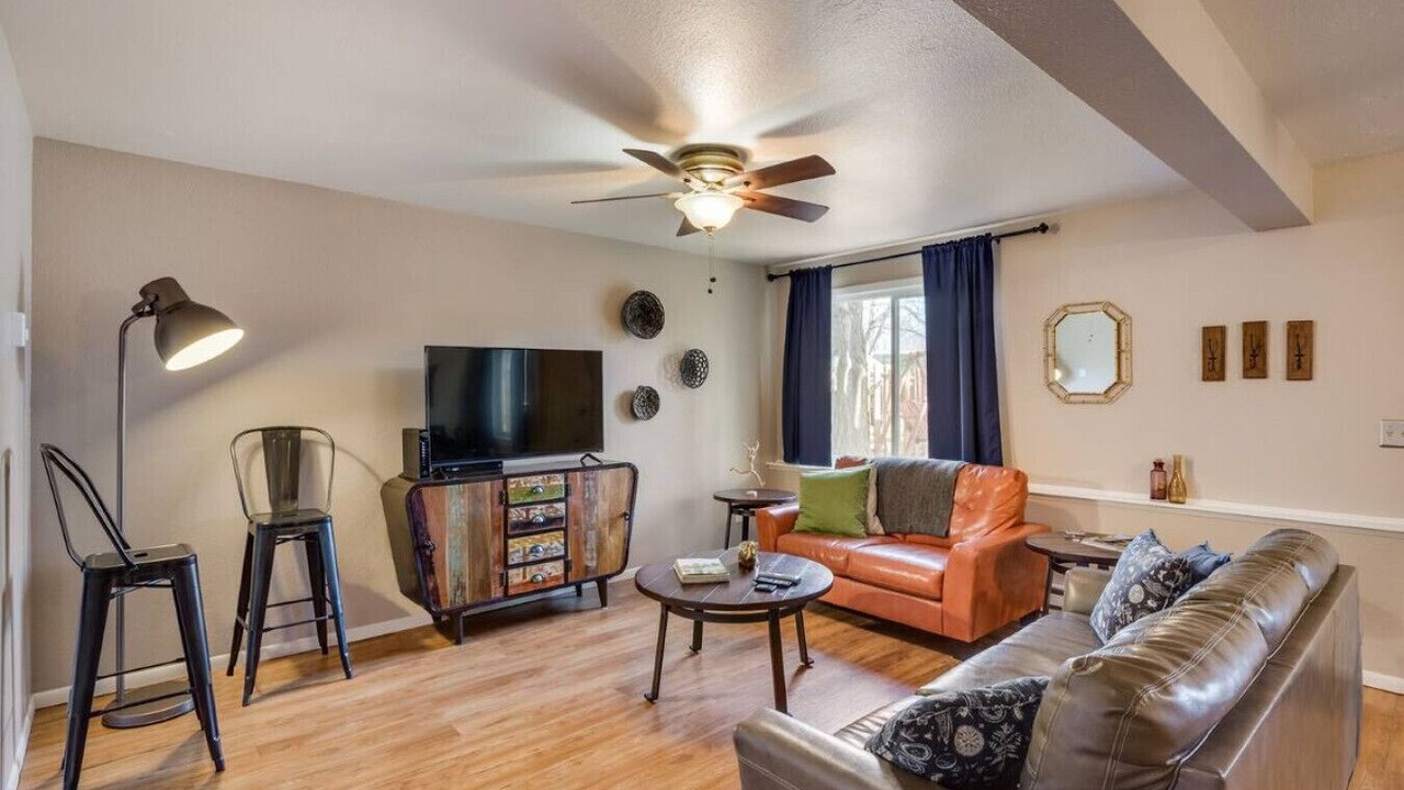 Photo of Livingroom in Old Town West