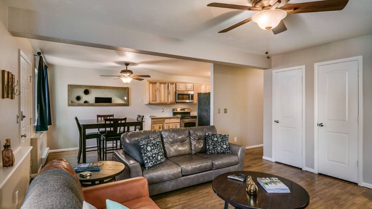 Photo of Livingroom in Old Town West