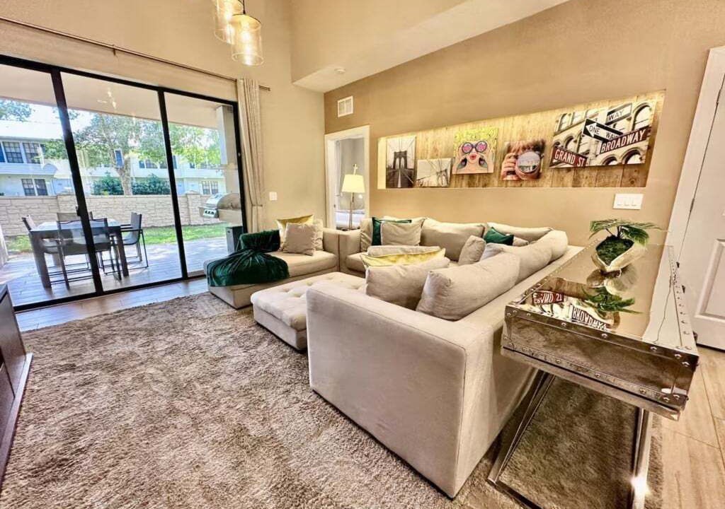 Photo of Livingroom in Florida Central Atlantic Coast