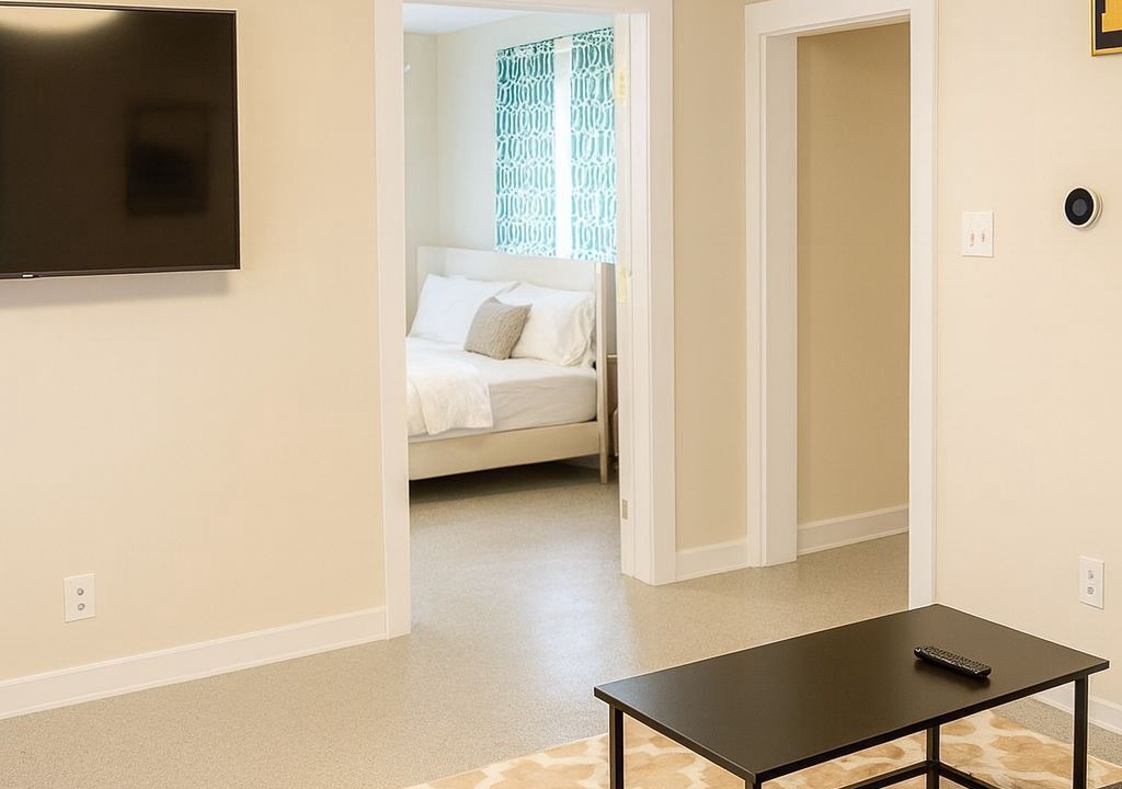 Photo of Livingroom in Bryant Pattengill East