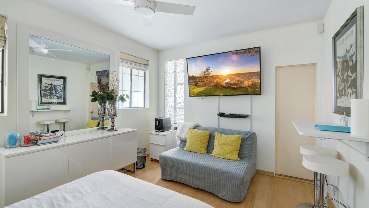 Photo of Bedroom in Marina Peninsula