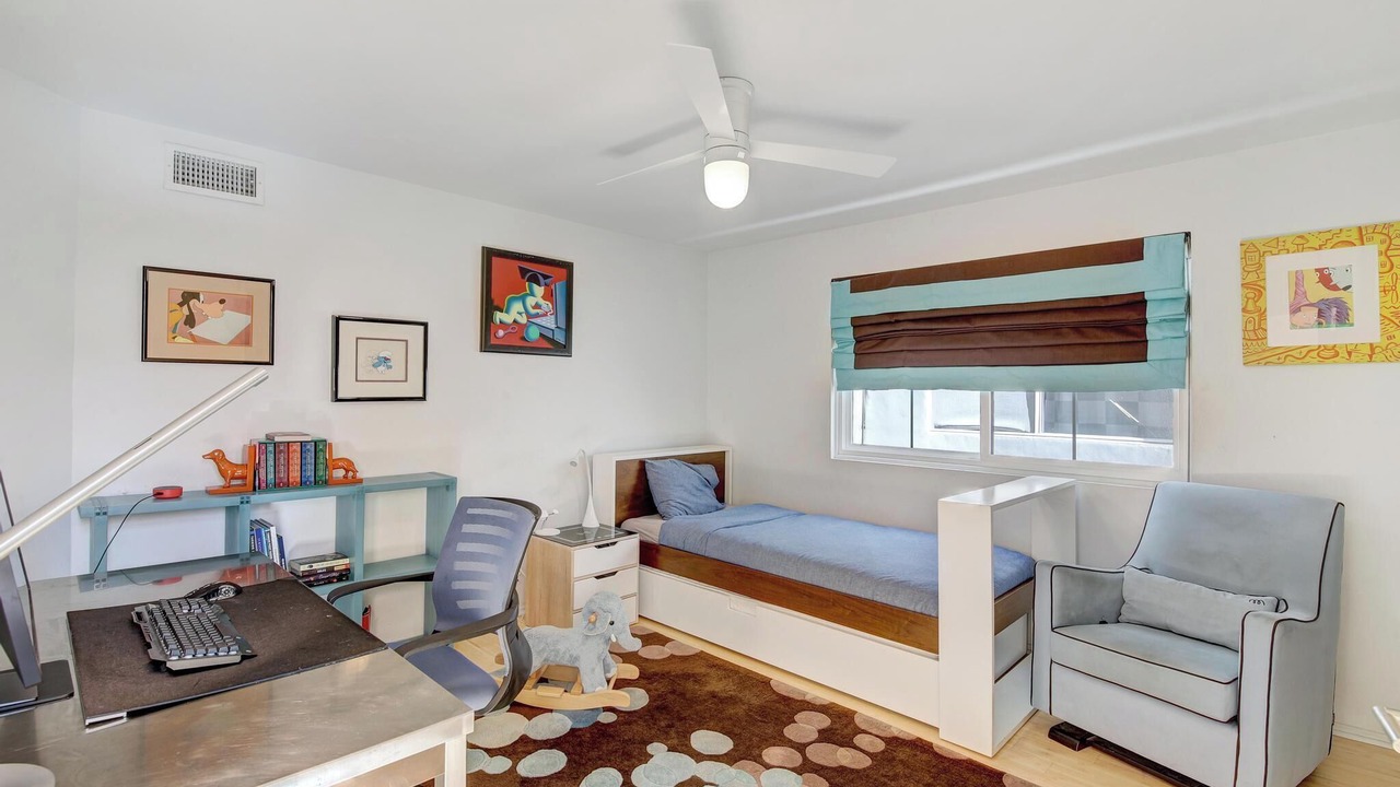 Photo of Bedroom in Marina Peninsula