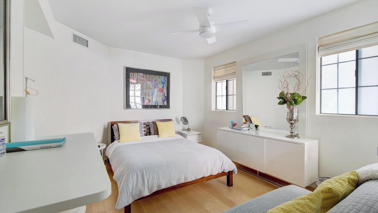 Photo of Bedroom in Marina Peninsula