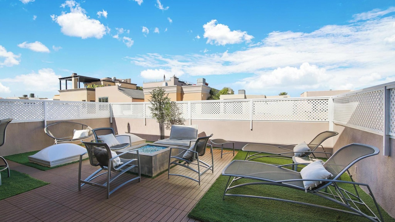 Photo of Patio Balcony in Marina Peninsula