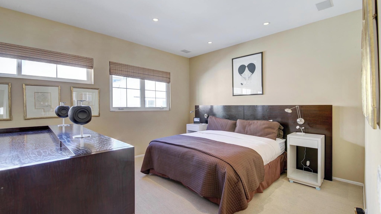 Photo of Bedroom in Marina Peninsula