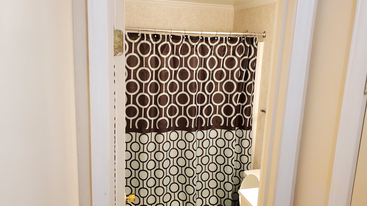 Photo of Bathroom in Snowshoe