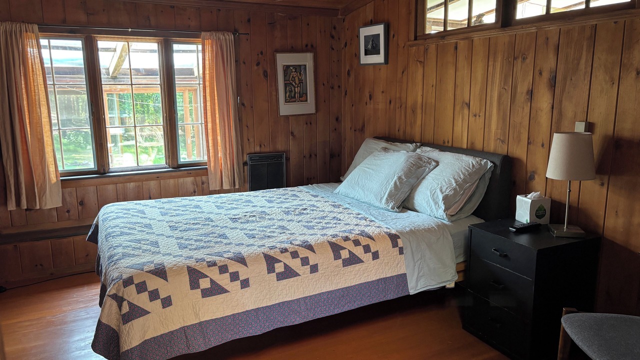 Photo of Bedroom in Chatham