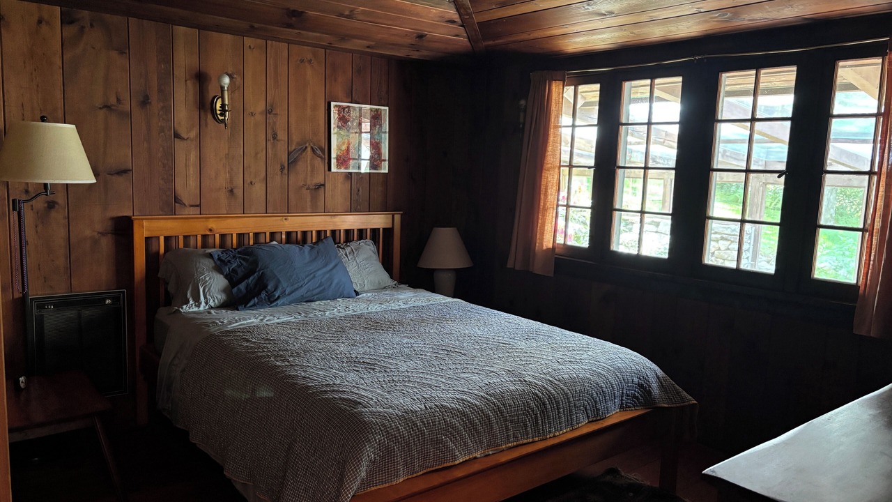 Photo of Bedroom in Chatham