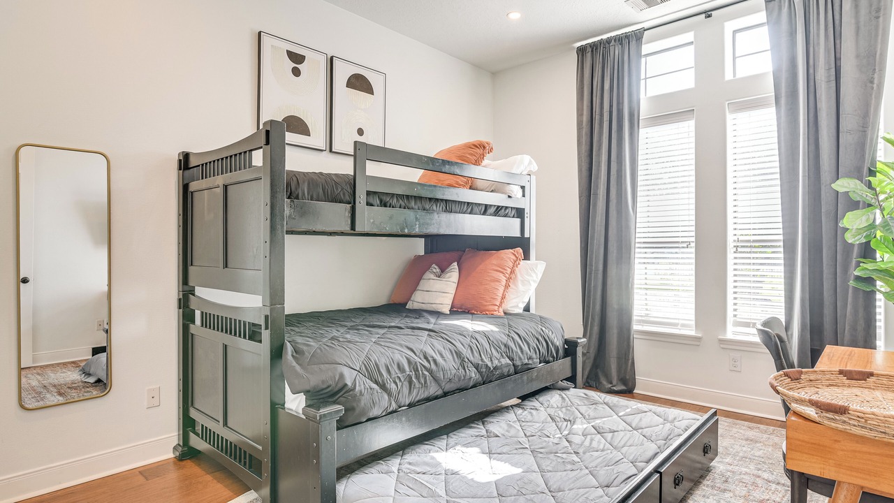 Photo of Bedroom in Manvel