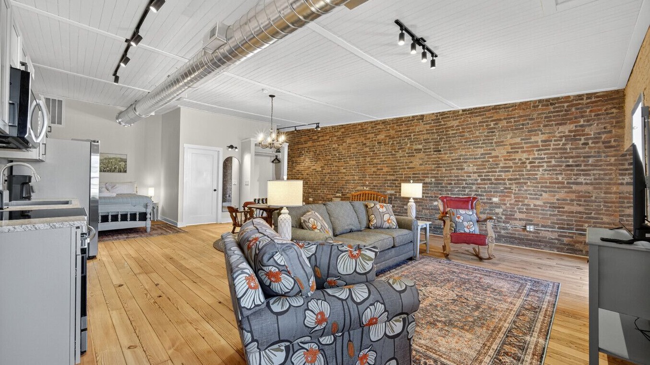 Photo of Livingroom in Fayetteville