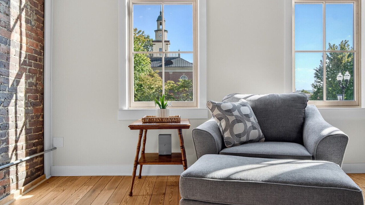 Photo of Livingroom in Fayetteville