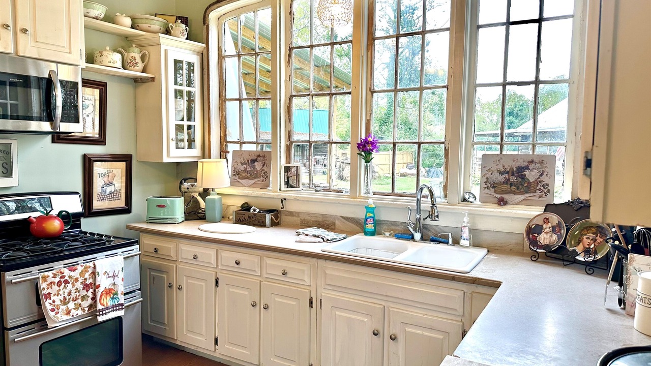 Photo of Kitchen in Tracy City