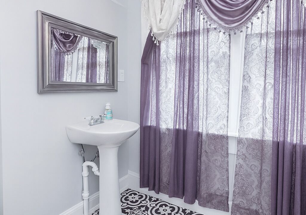 Photo of Bathroom in Tracy City