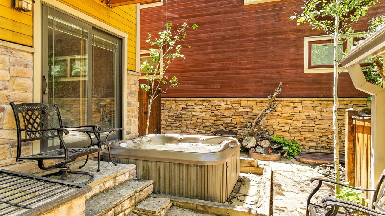 Photo of Patio Balcony in West End
