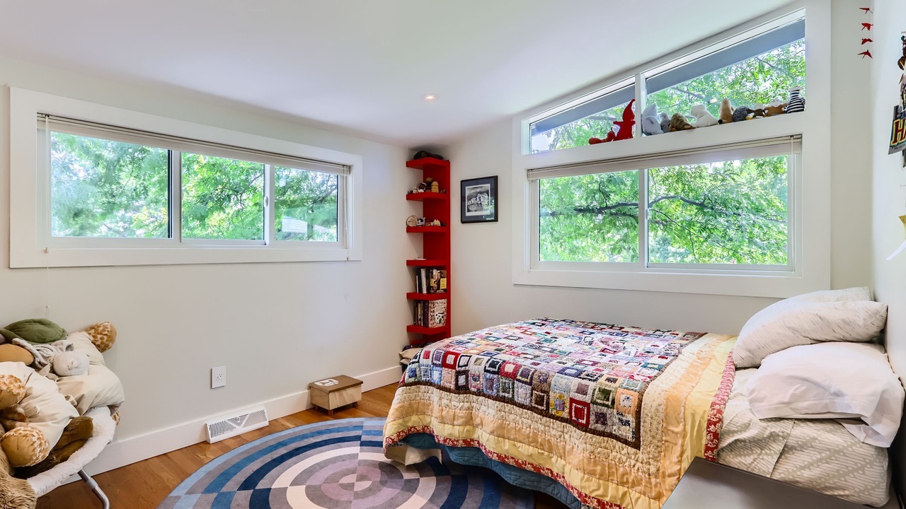 Photo of Bedroom in Old North Boulder