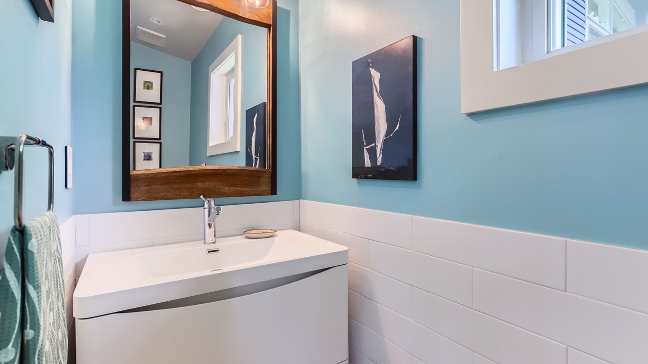 Photo of Bathroom in Old North Boulder